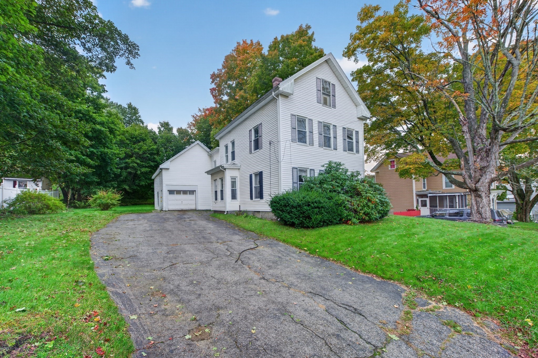 main property photo 37