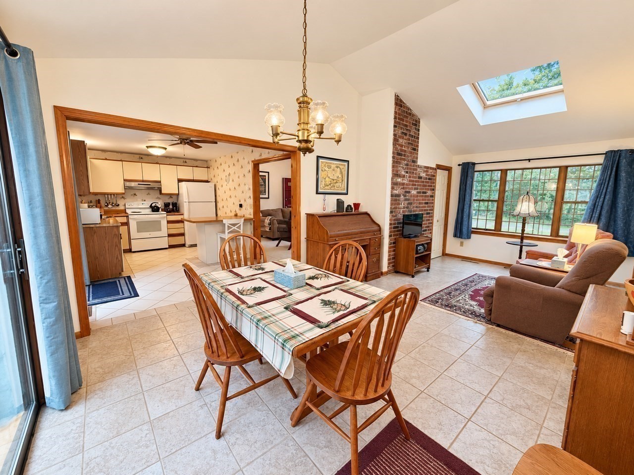 main property photo 7