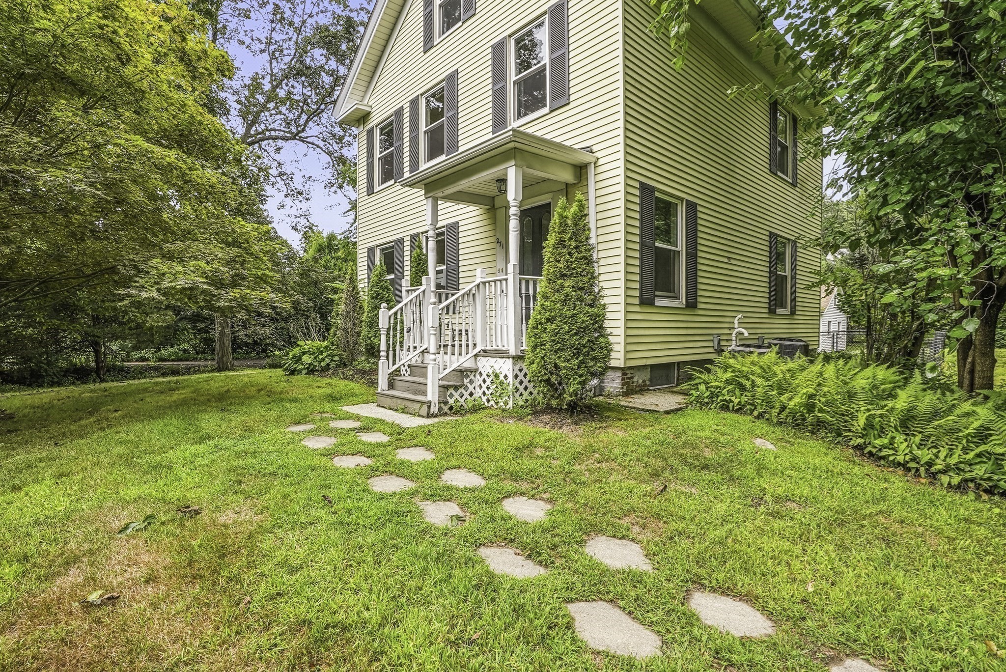 main property photo 33