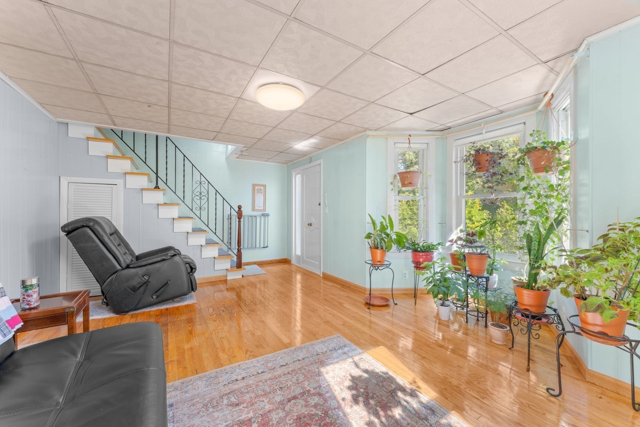 main property photo 9