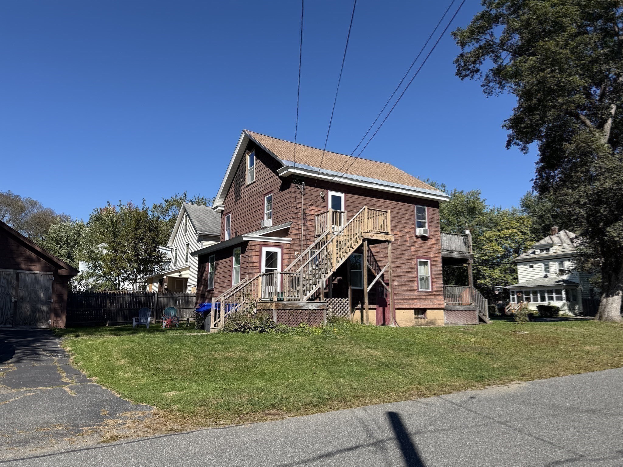 main property photo 26