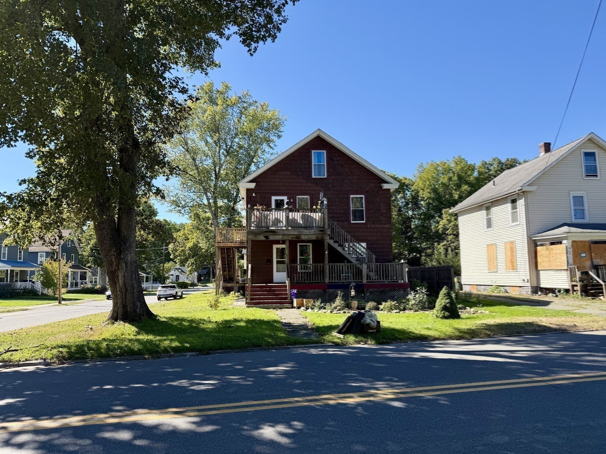 main property photo 29