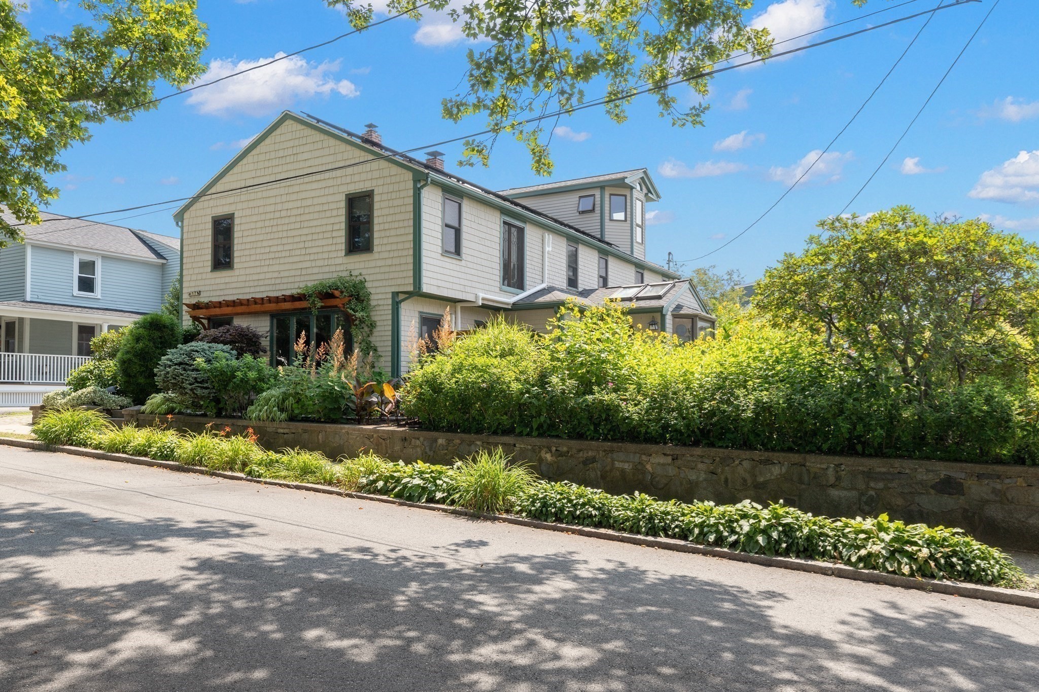 main property photo 4