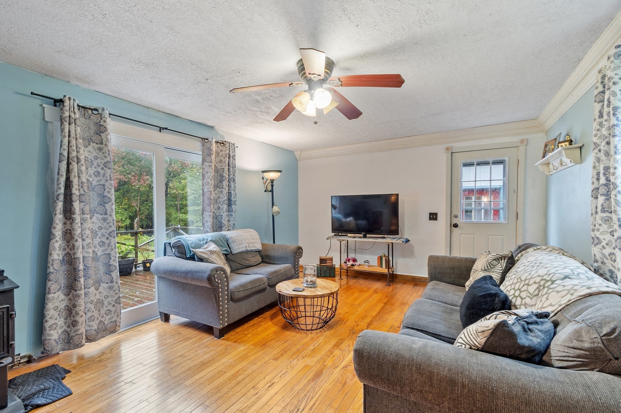 main property photo 15