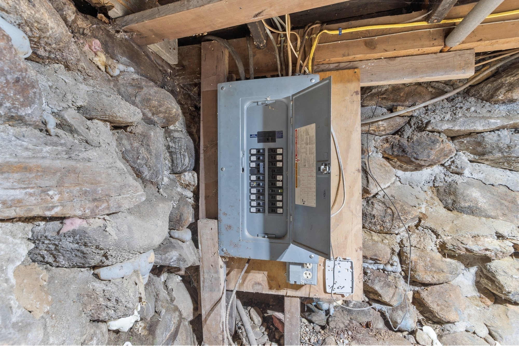 main property photo 29