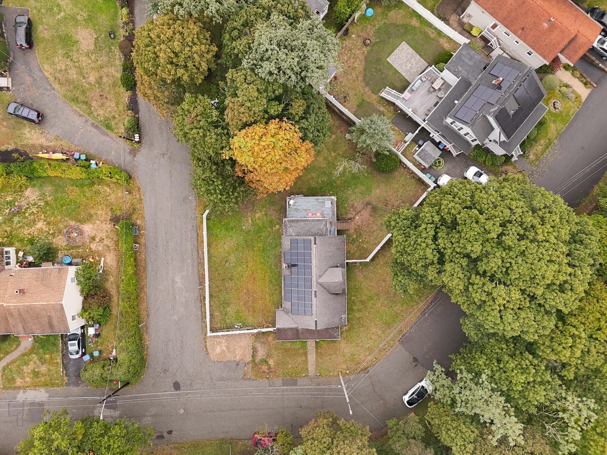 main property photo 37