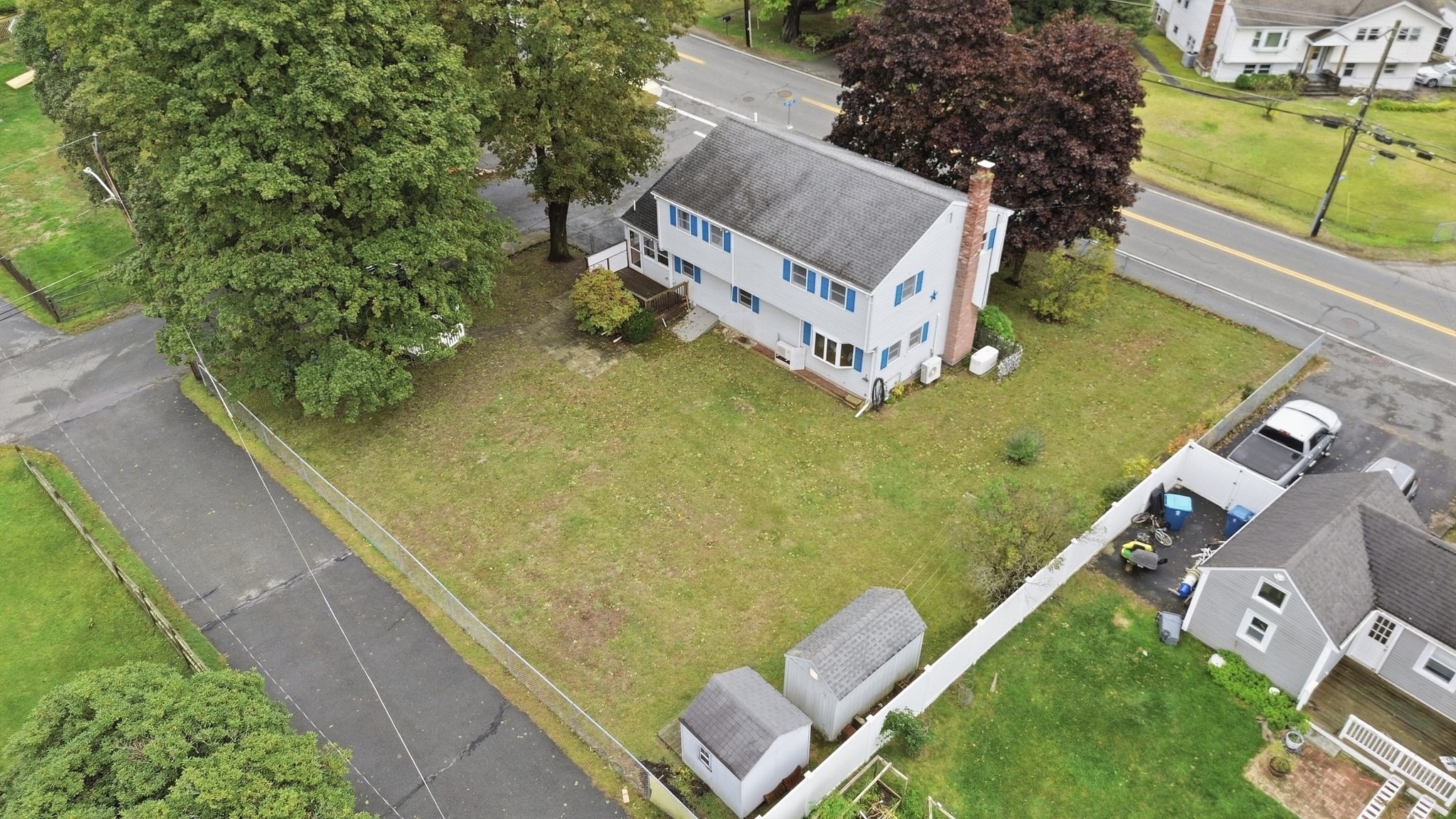 main property photo 35