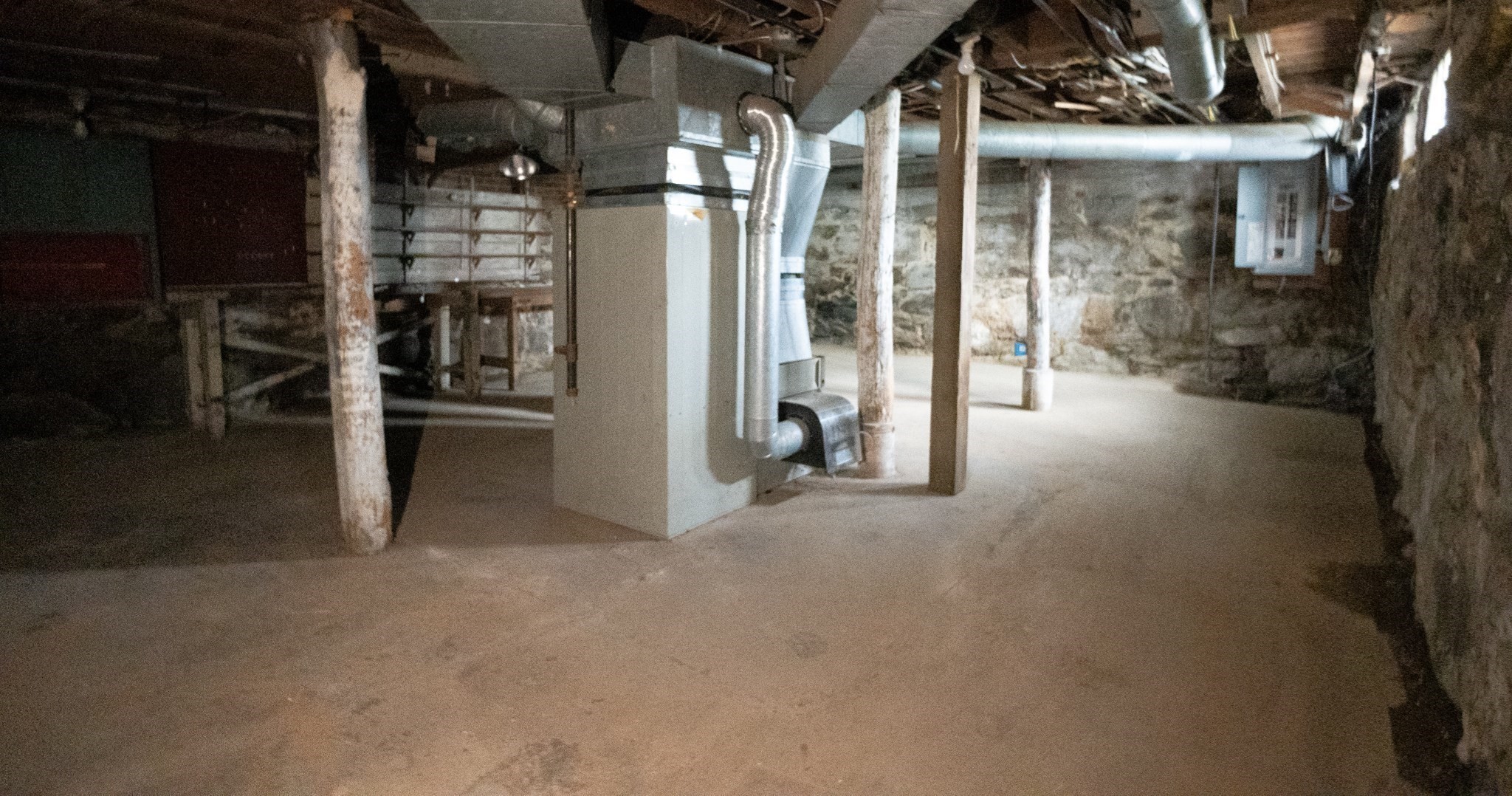 main property photo 30