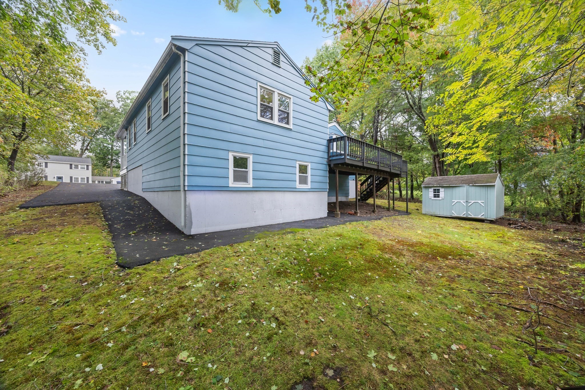 main property photo 33