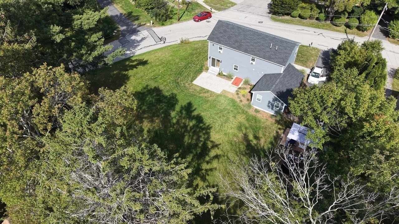 main property photo 36