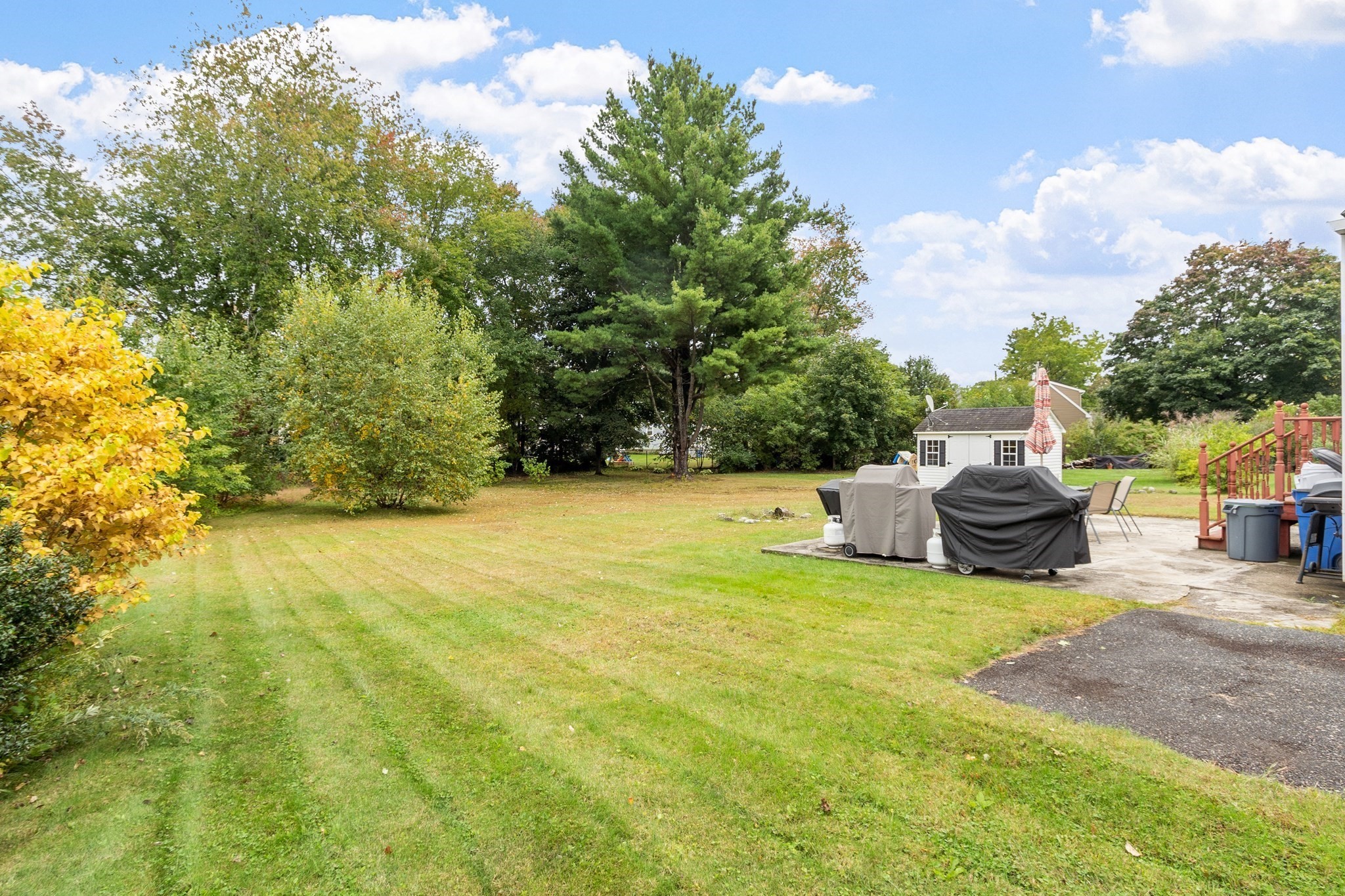 main property photo 35