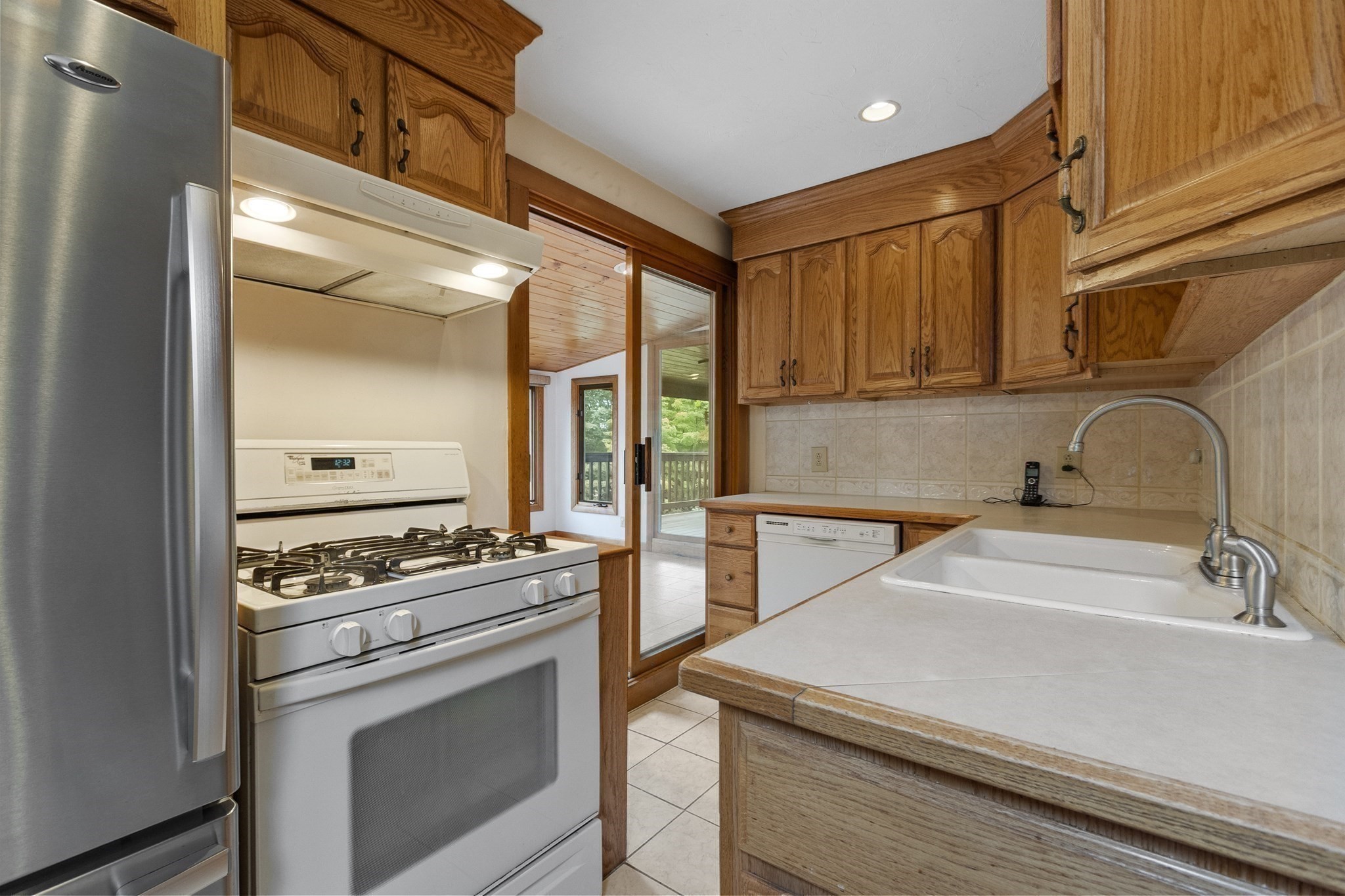 main property photo 17
