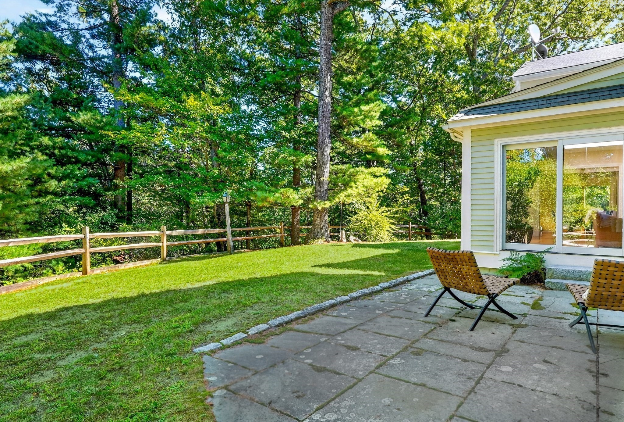 main property photo 35