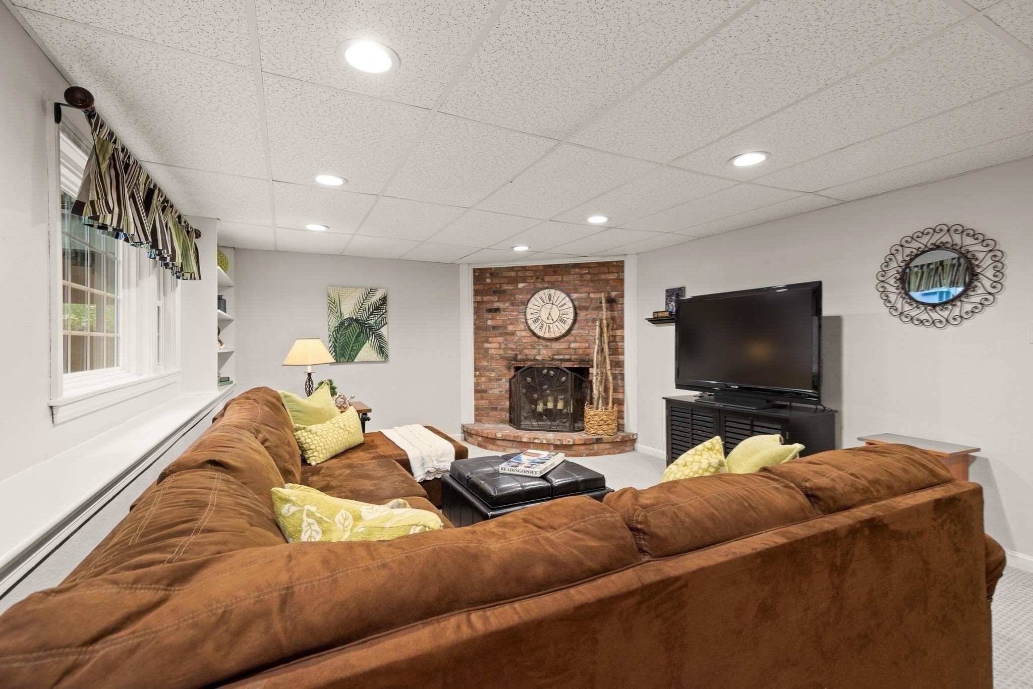 main property photo 27