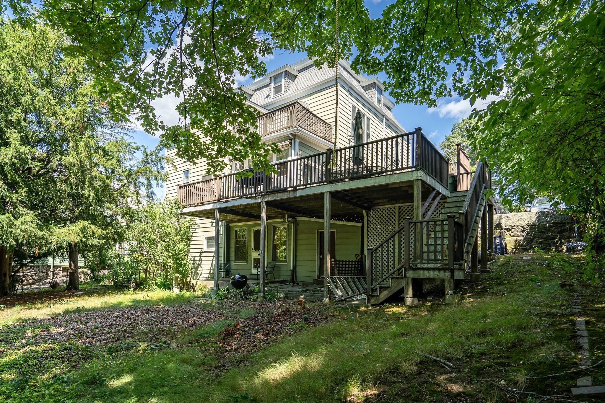 main property photo 4