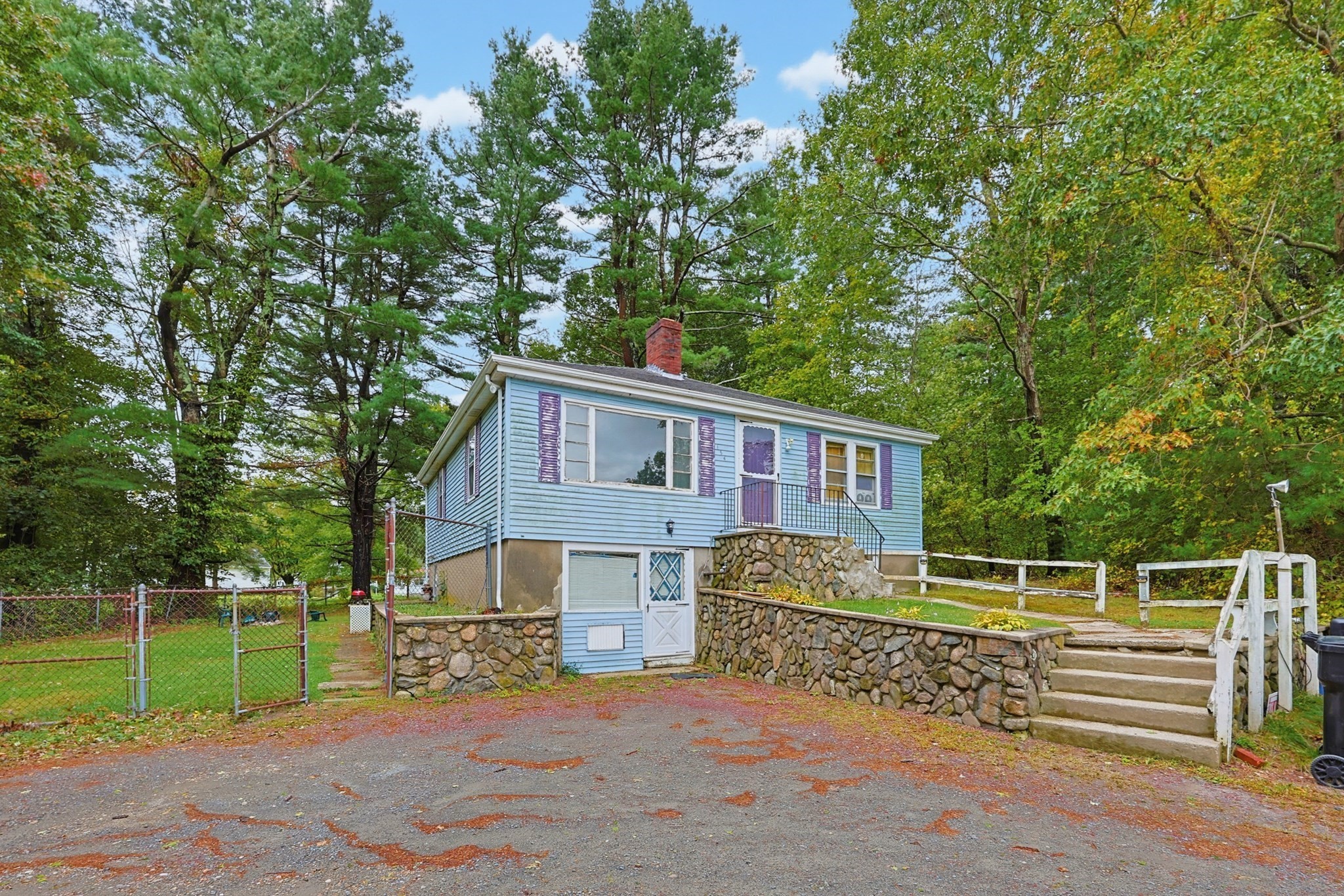 main property photo 16