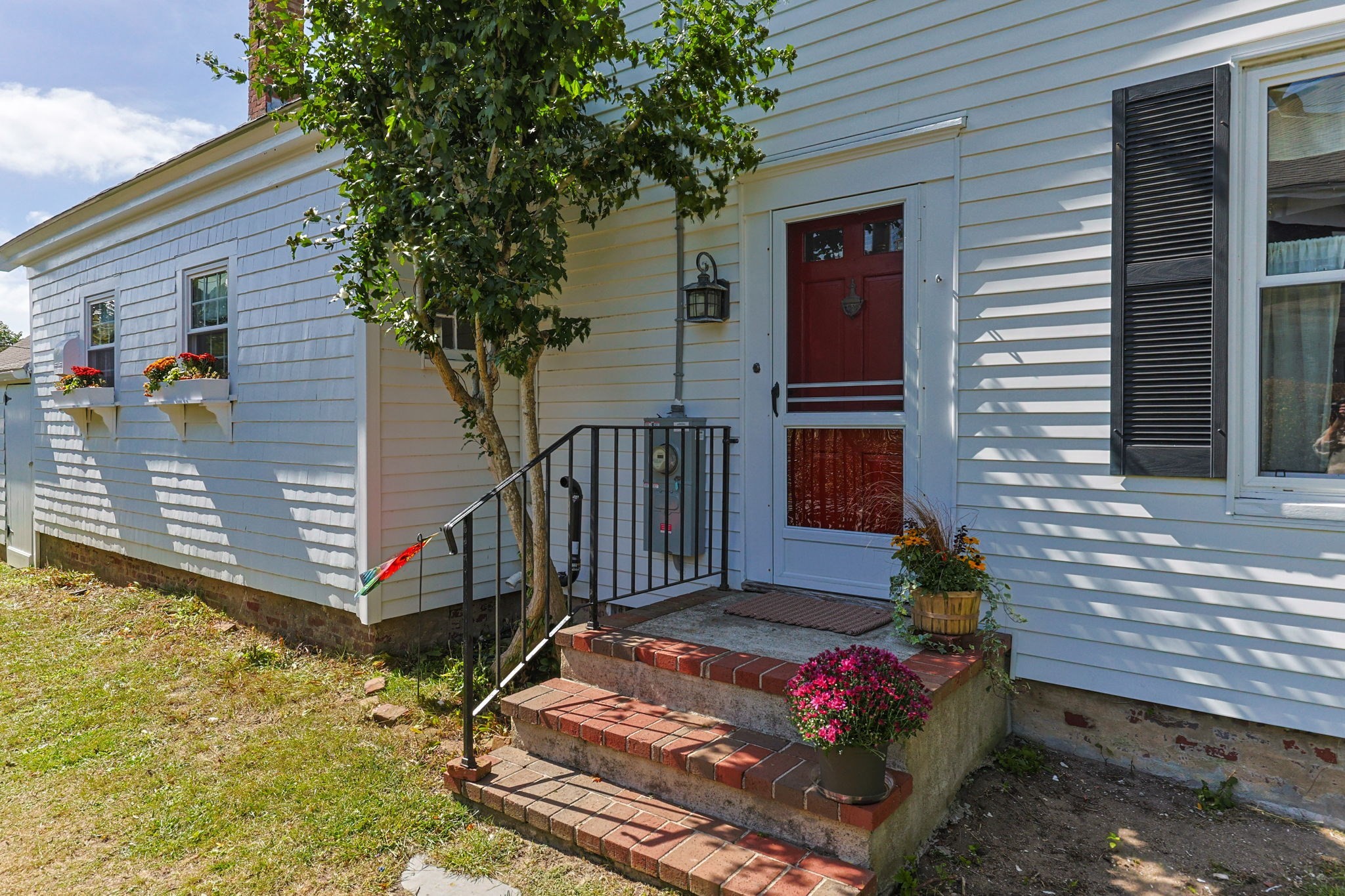 main property photo 39