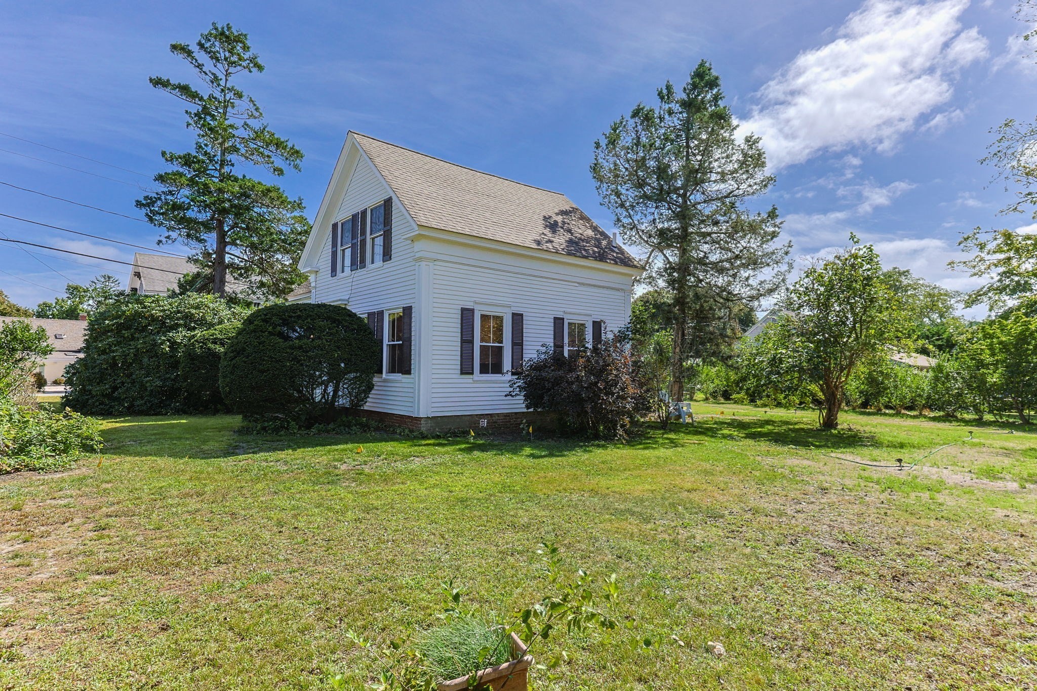 main property photo 40