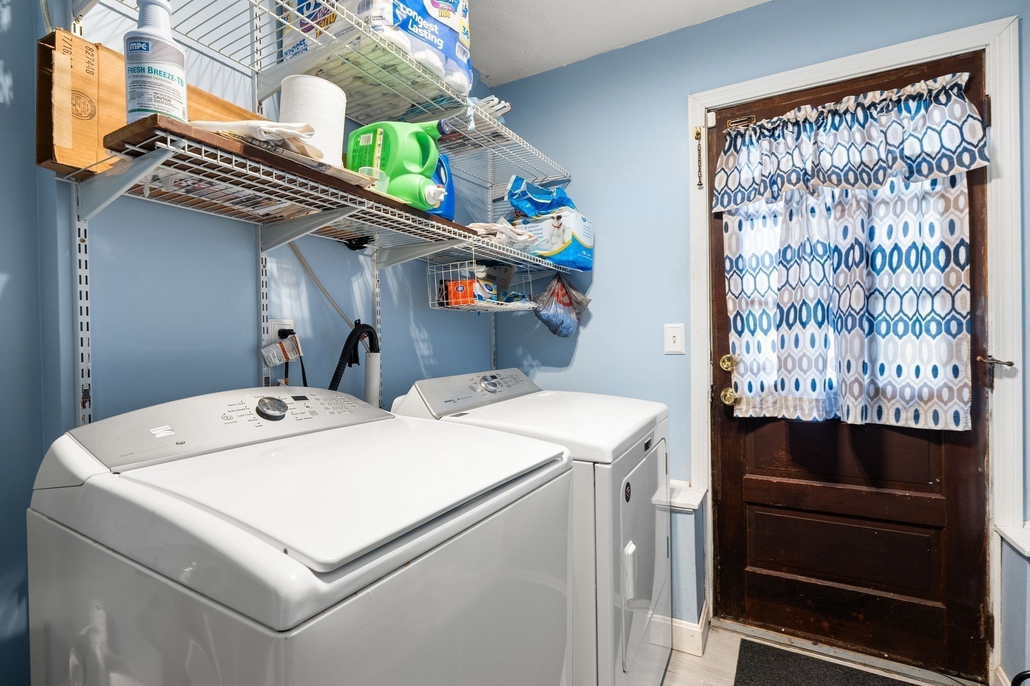 main property photo 27