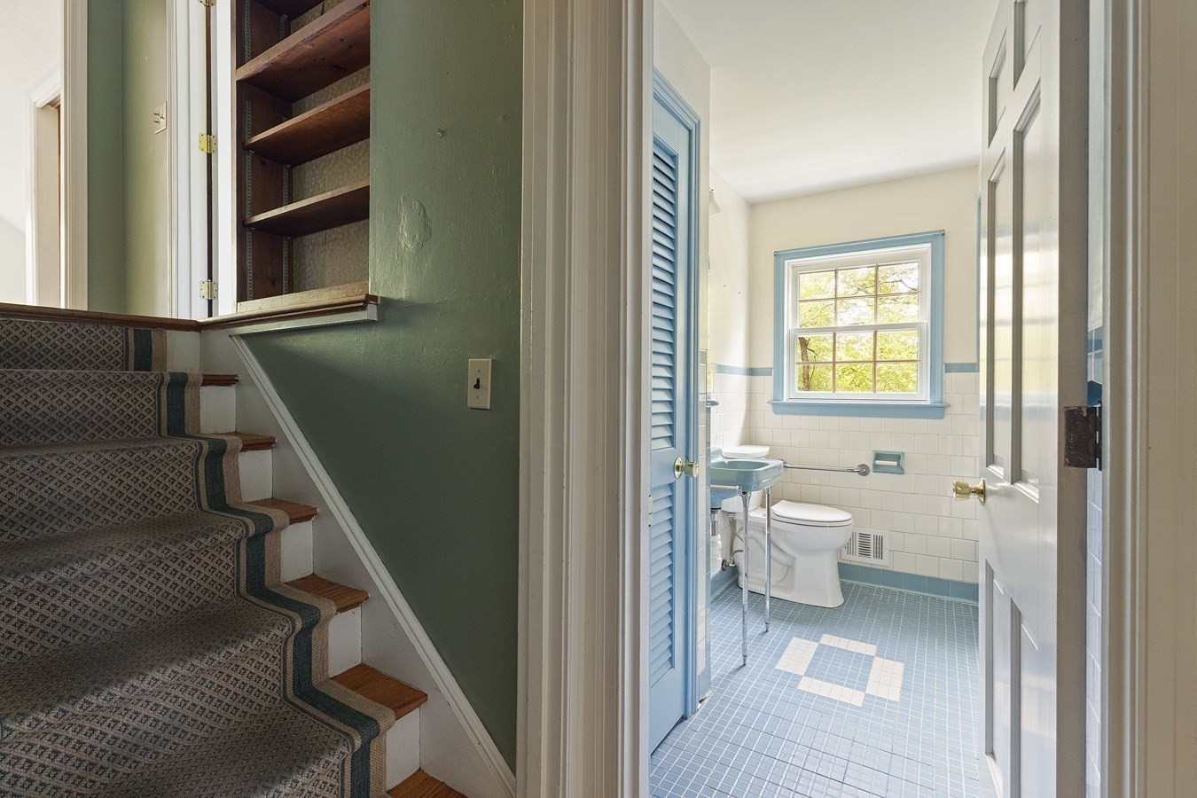 main property photo 20