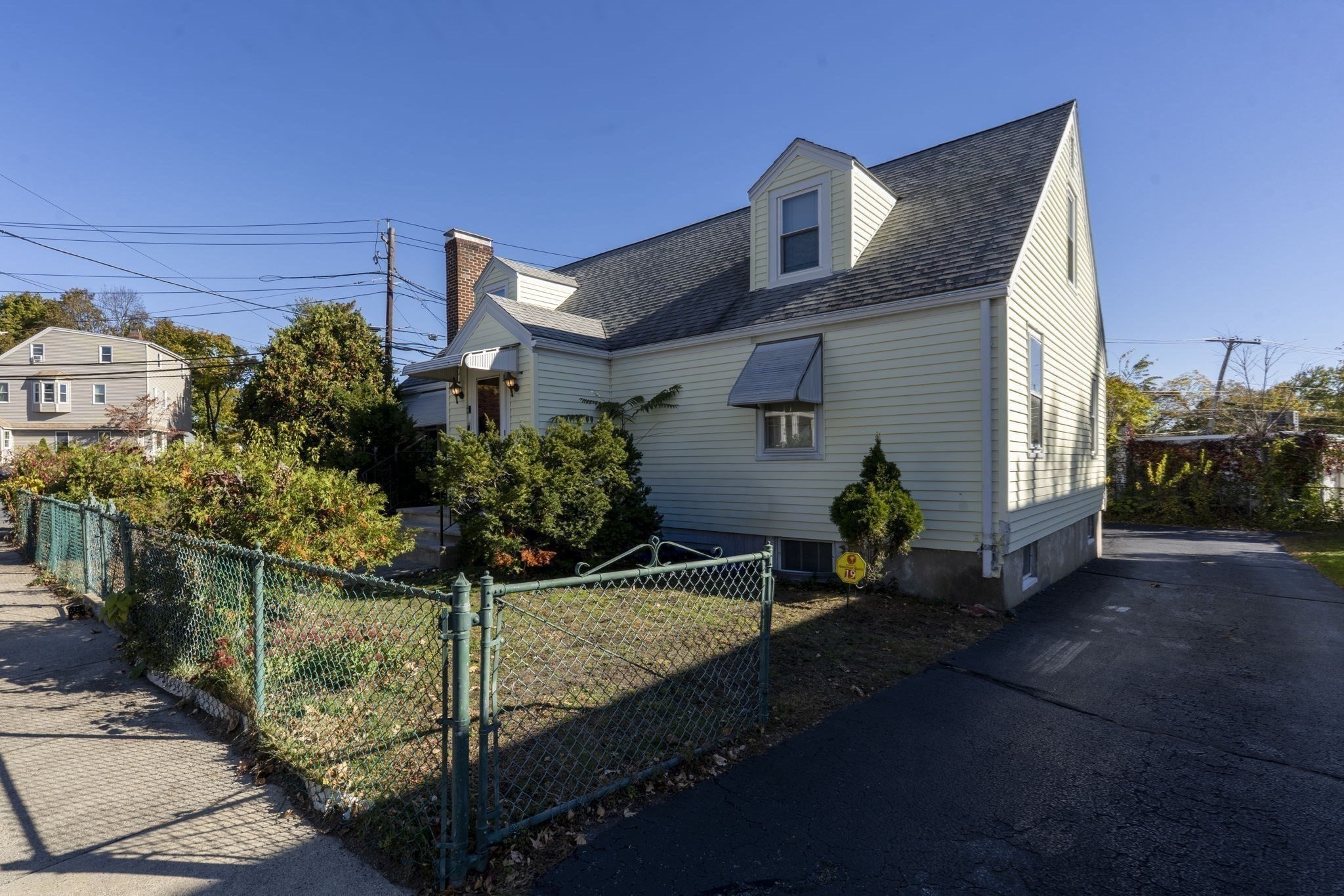 main property photo 5