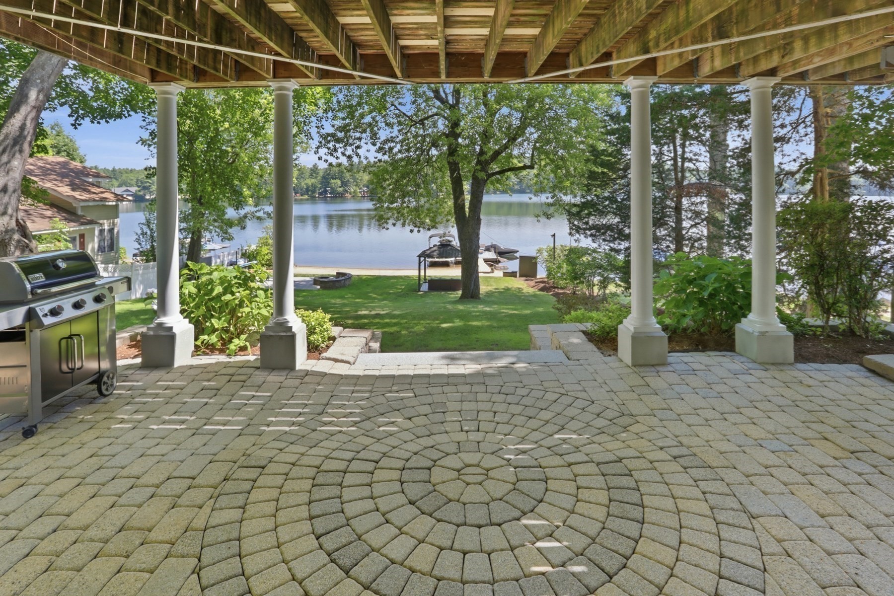 main property photo 4