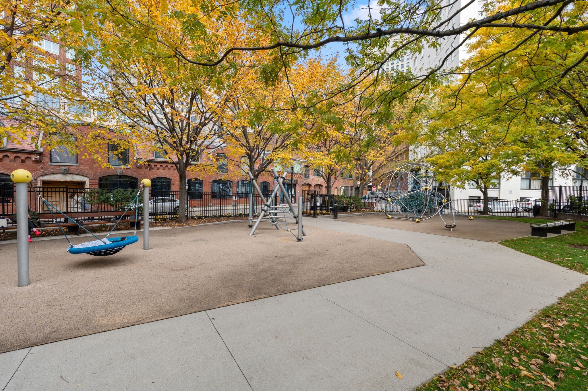 main property photo 23