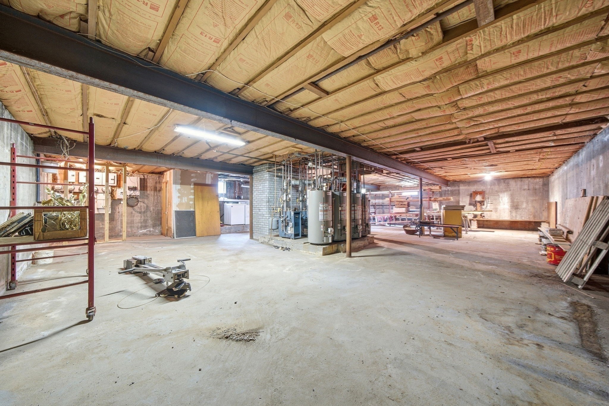 main property photo 16
