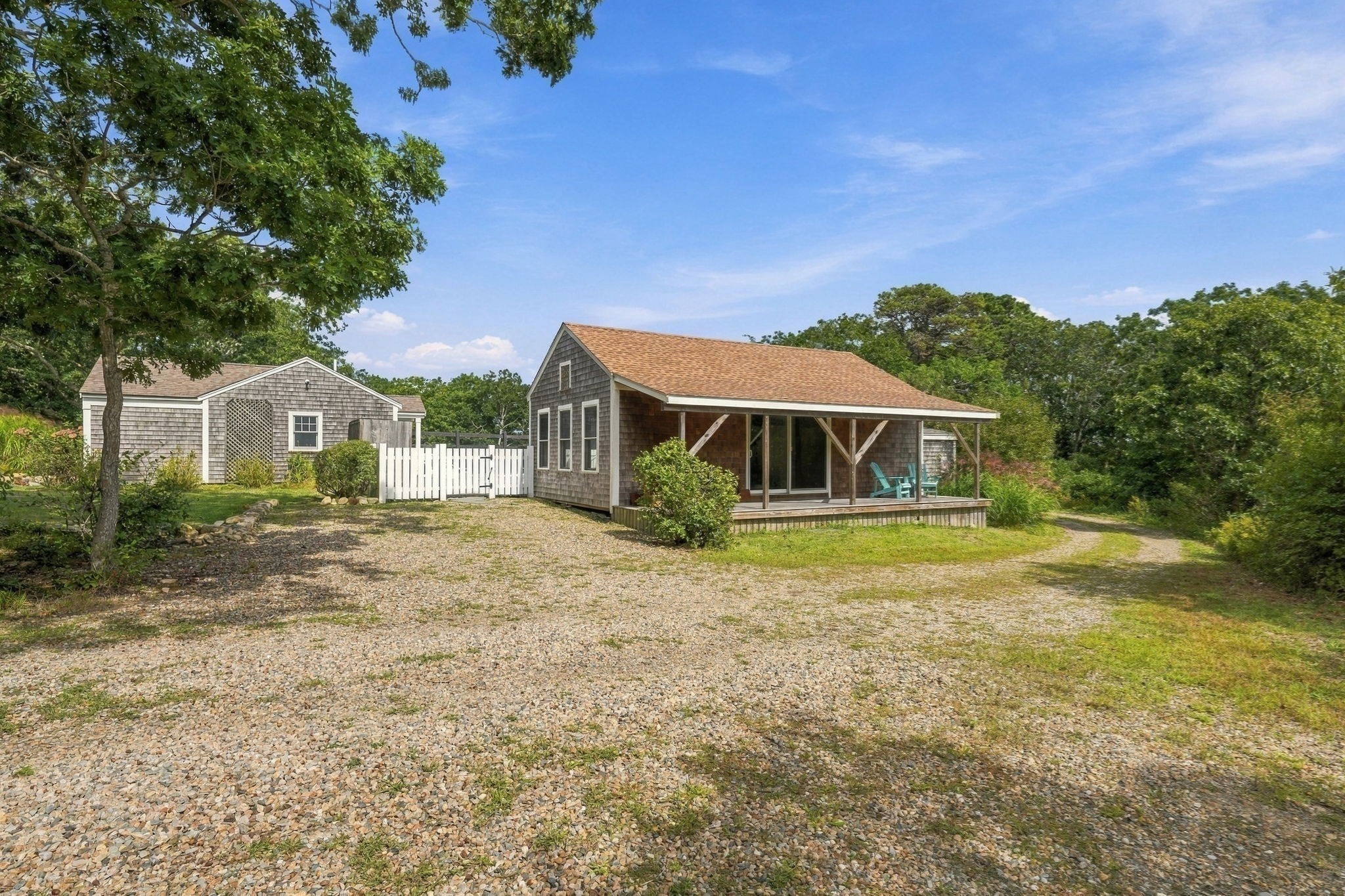 main property photo 37