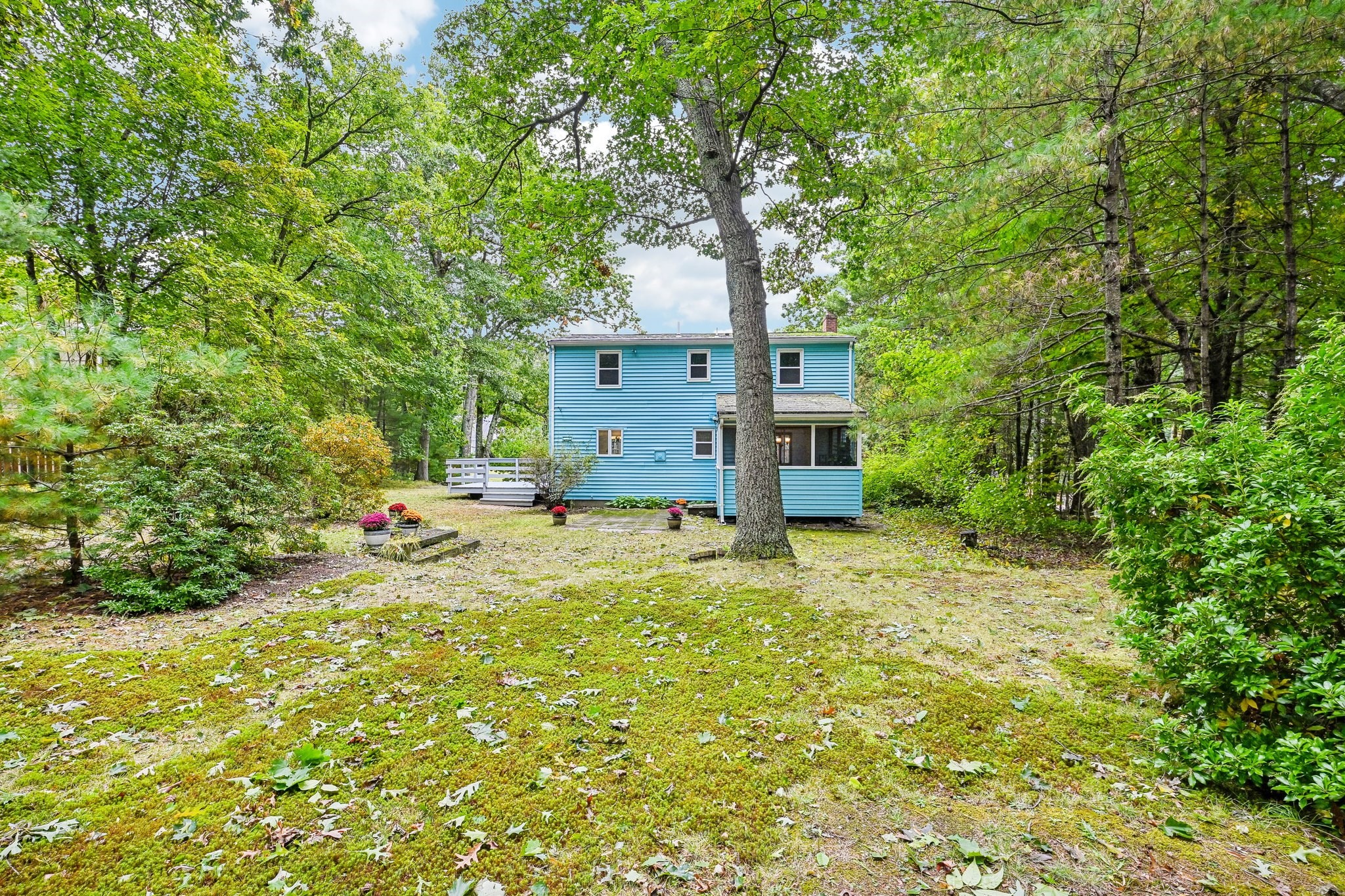 main property photo 30
