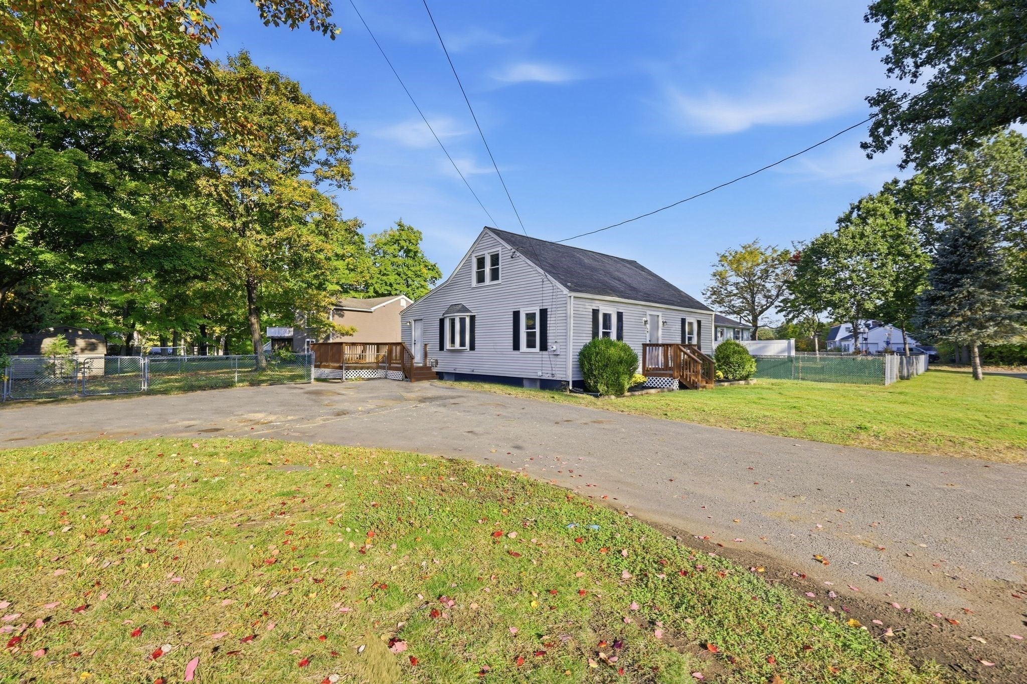 main property photo 34