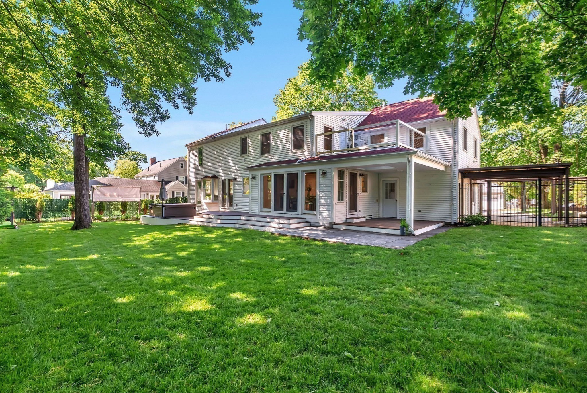 main property photo 35