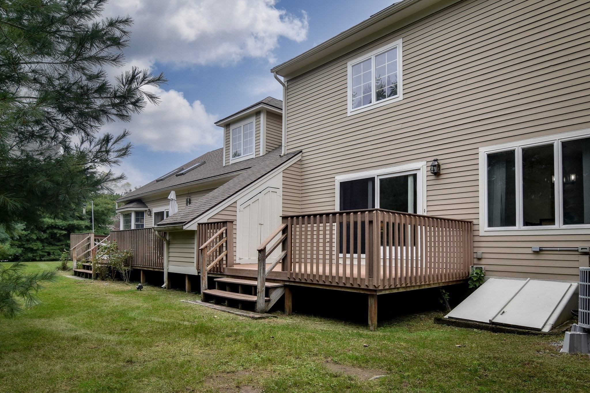 main property photo 37