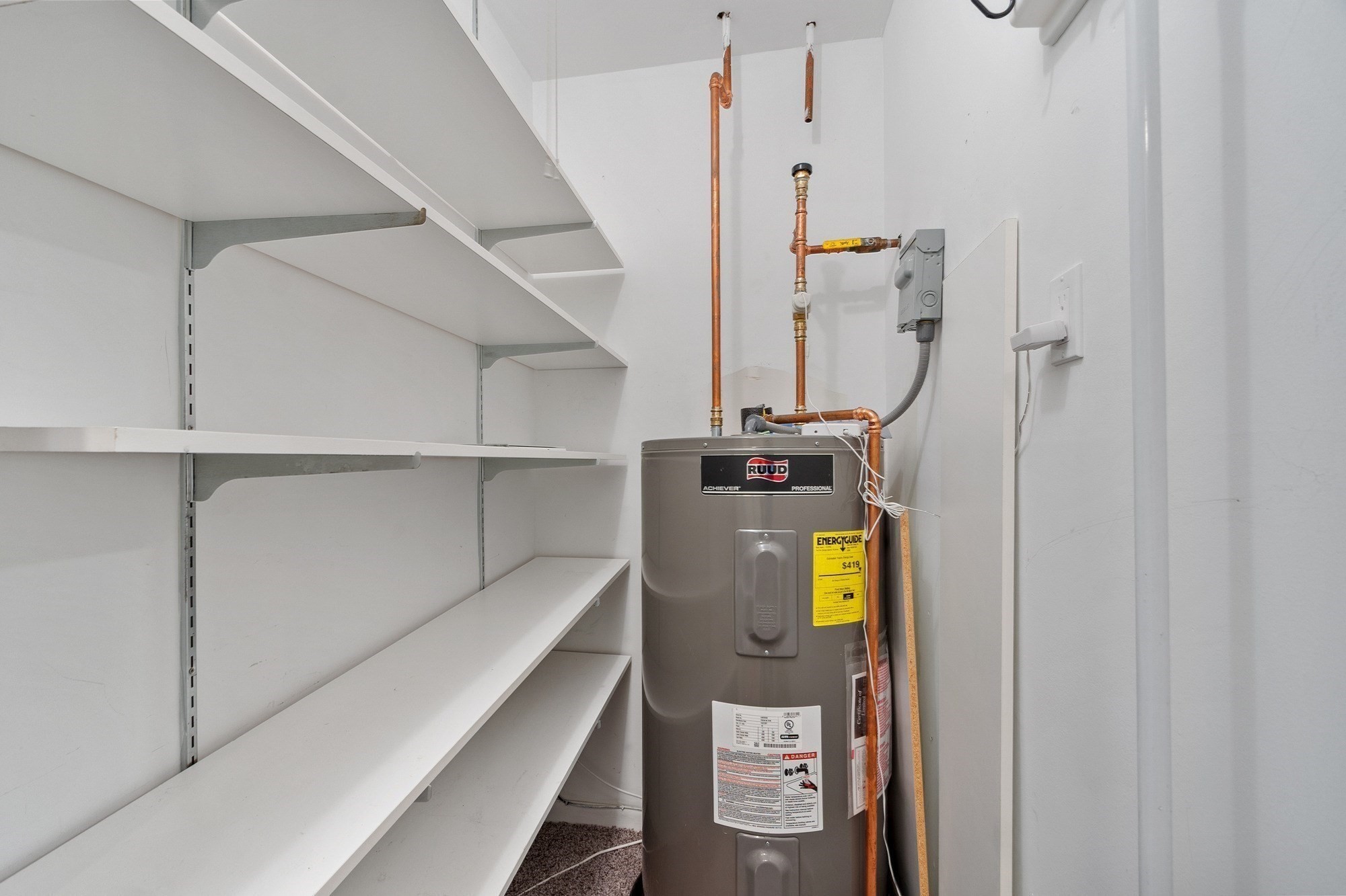 main property photo 30