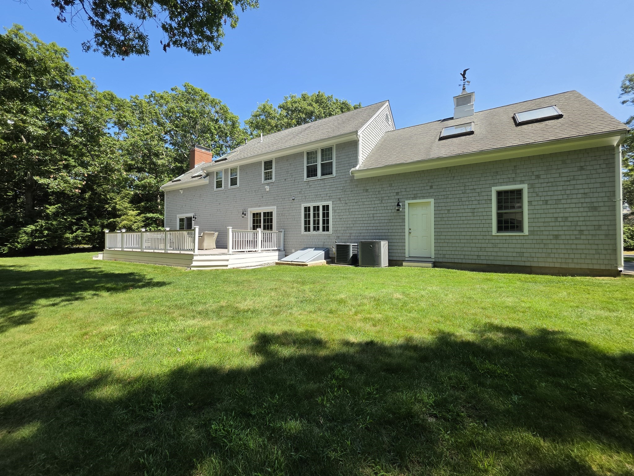 main property photo 37
