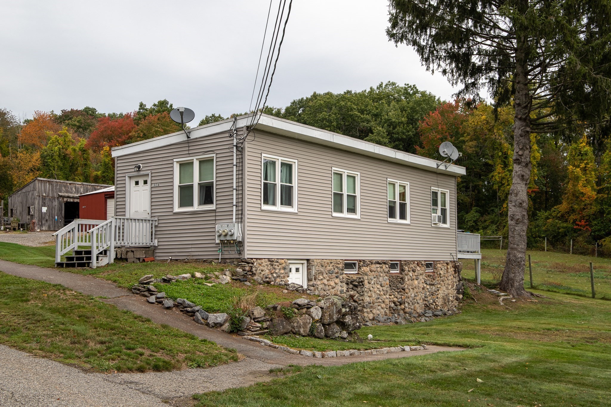 main property photo 38