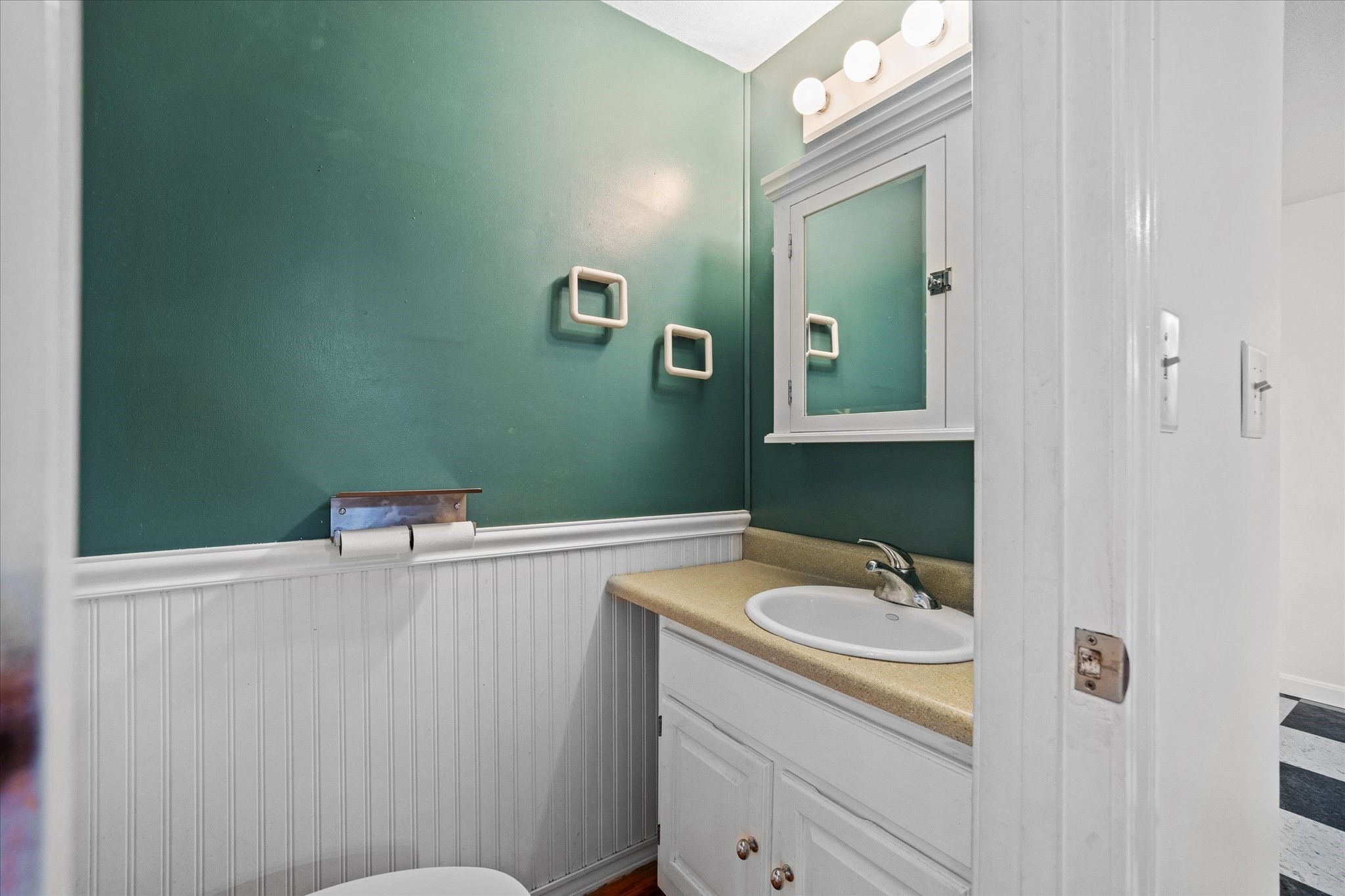 main property photo 17