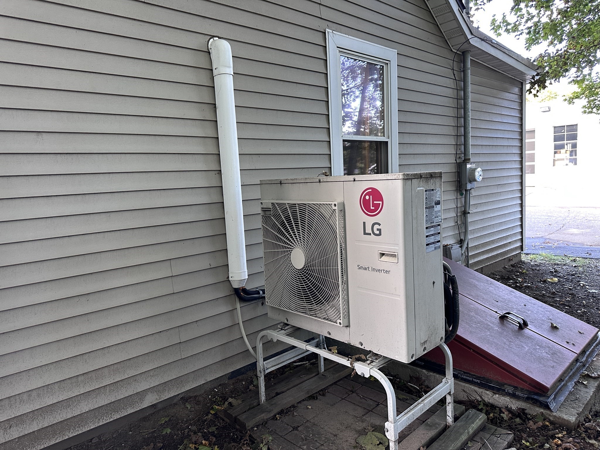 main property photo 18