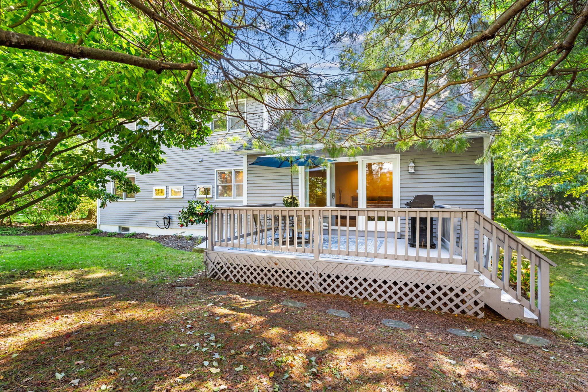 main property photo 30