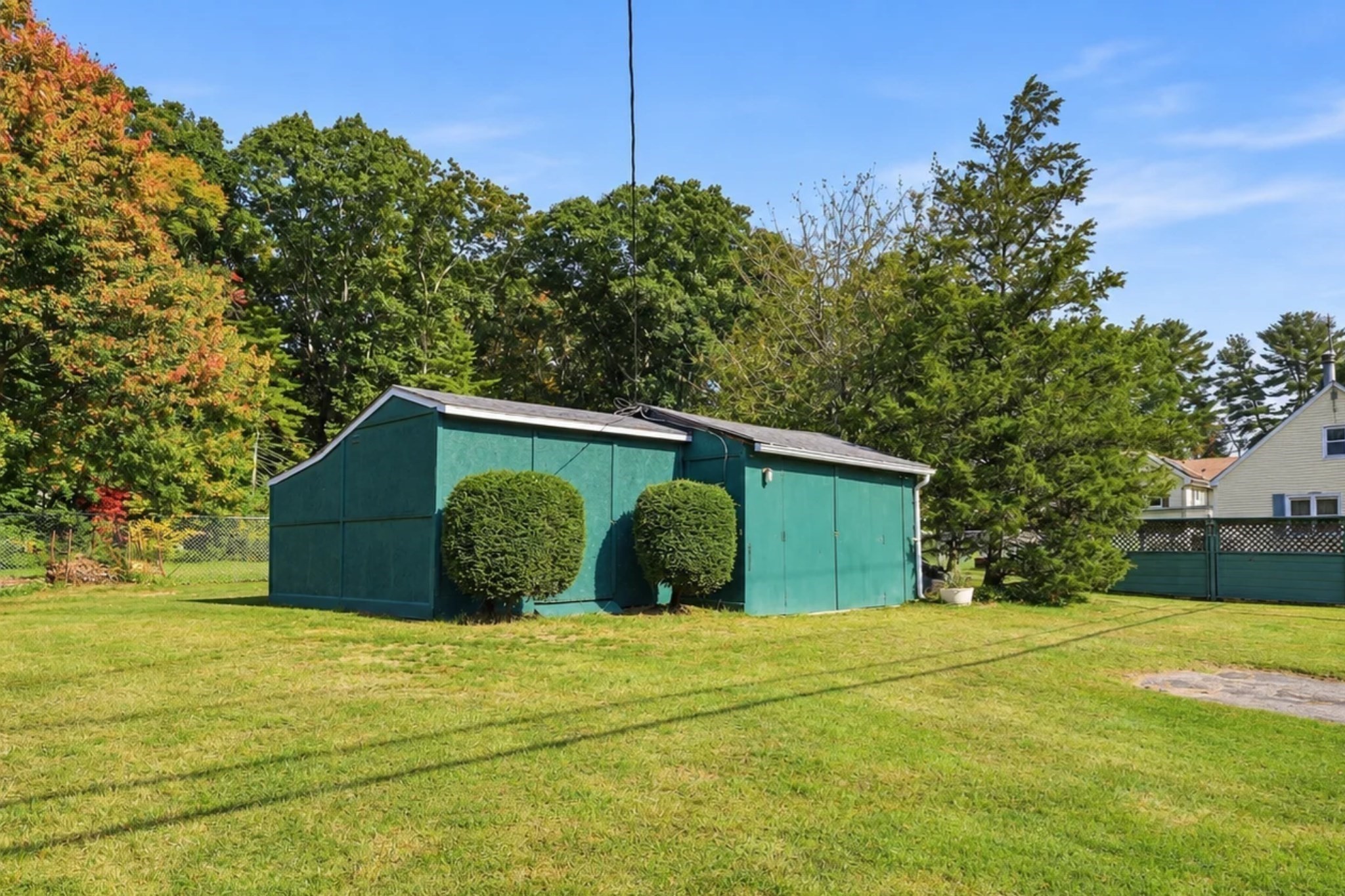 main property photo 29