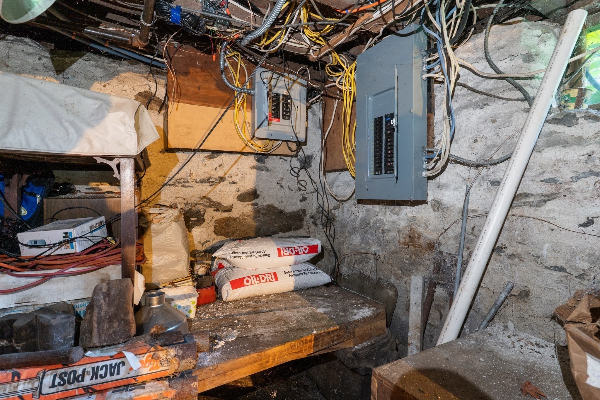 main property photo 30