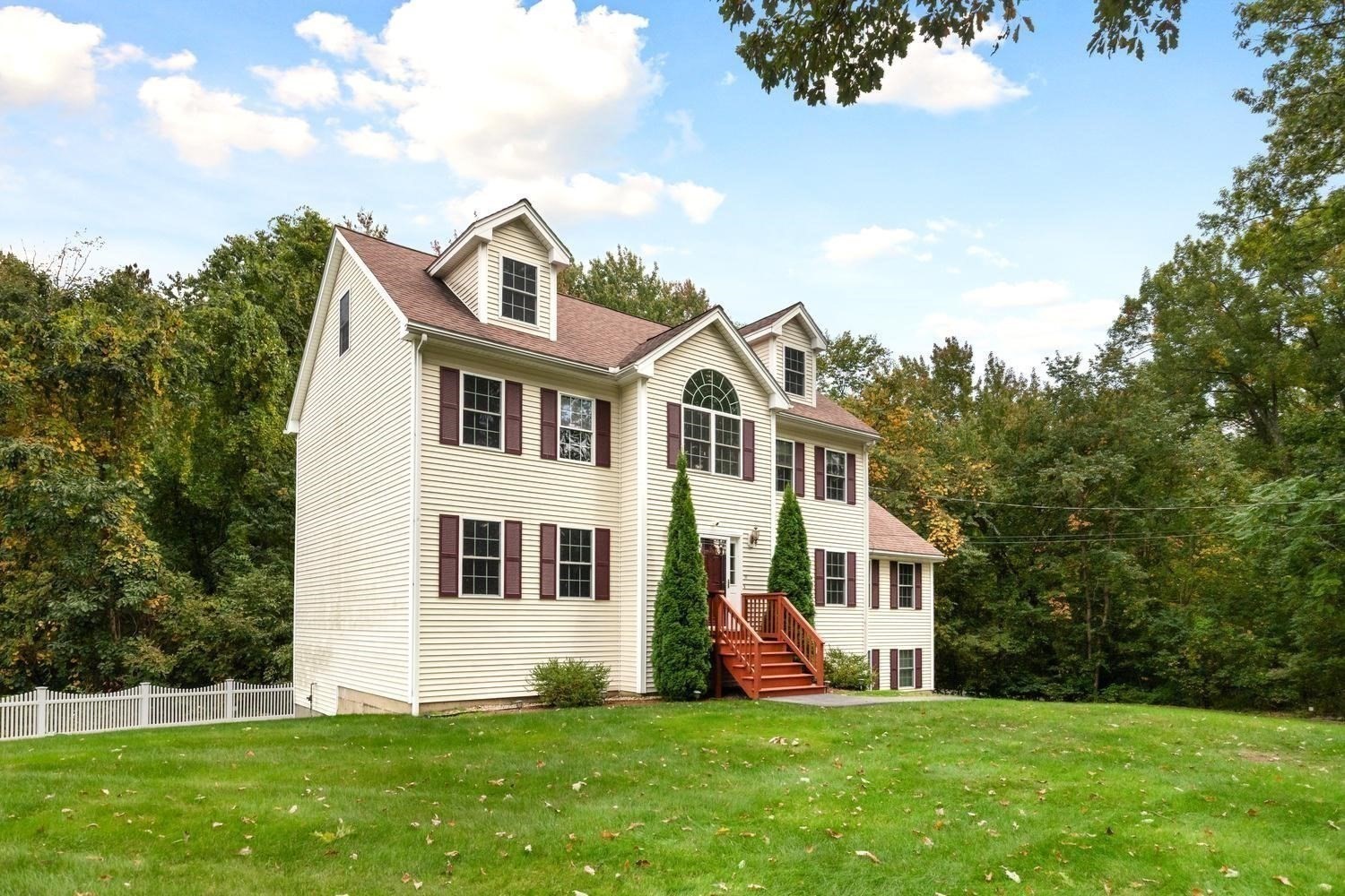 main property photo 40