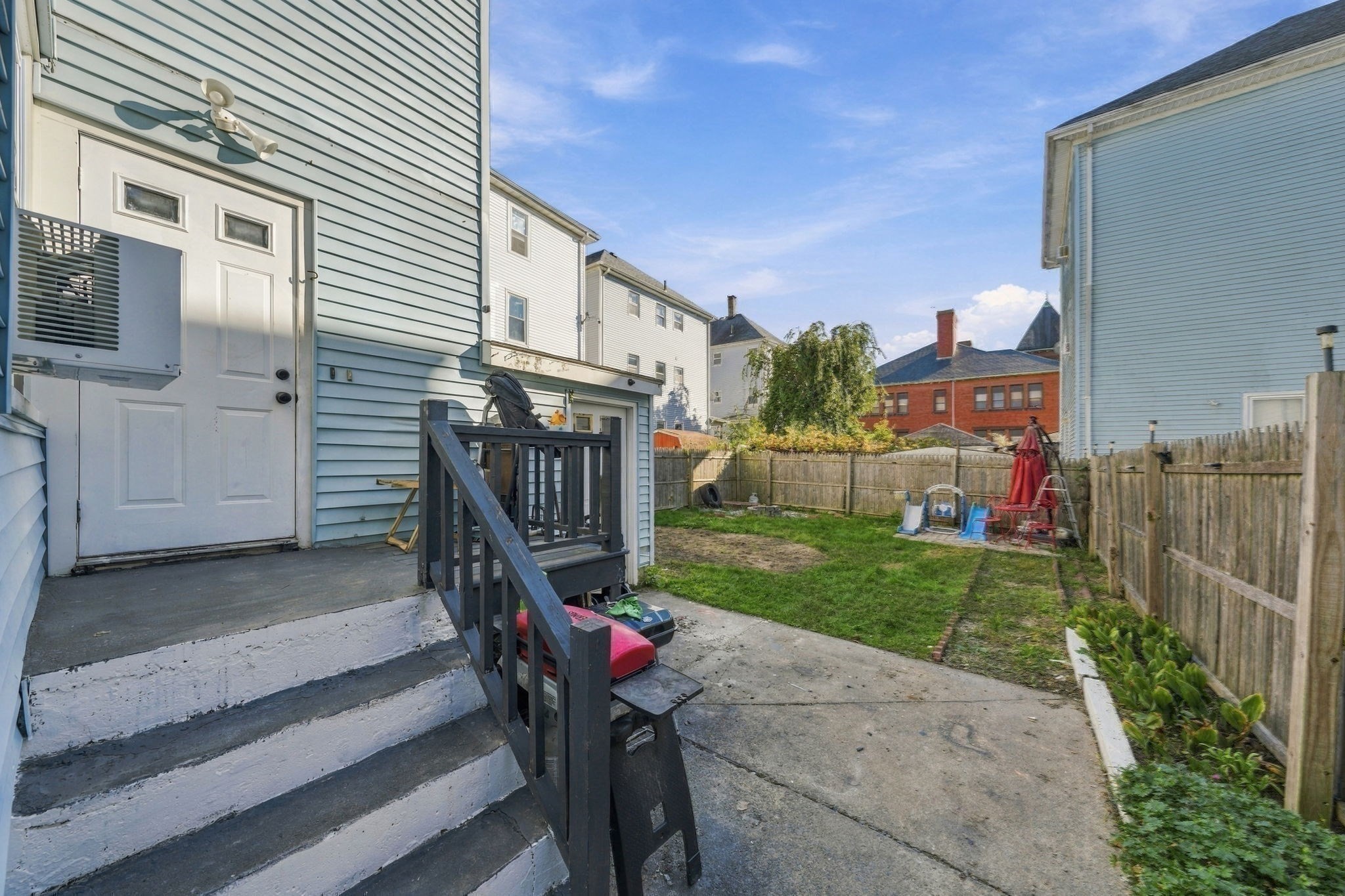 main property photo 17