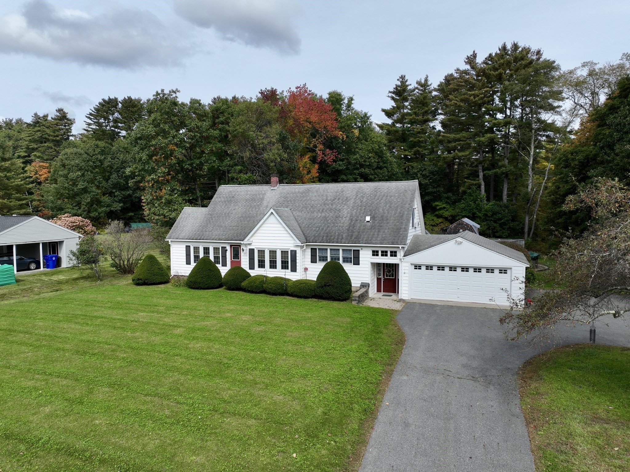 main property photo 23