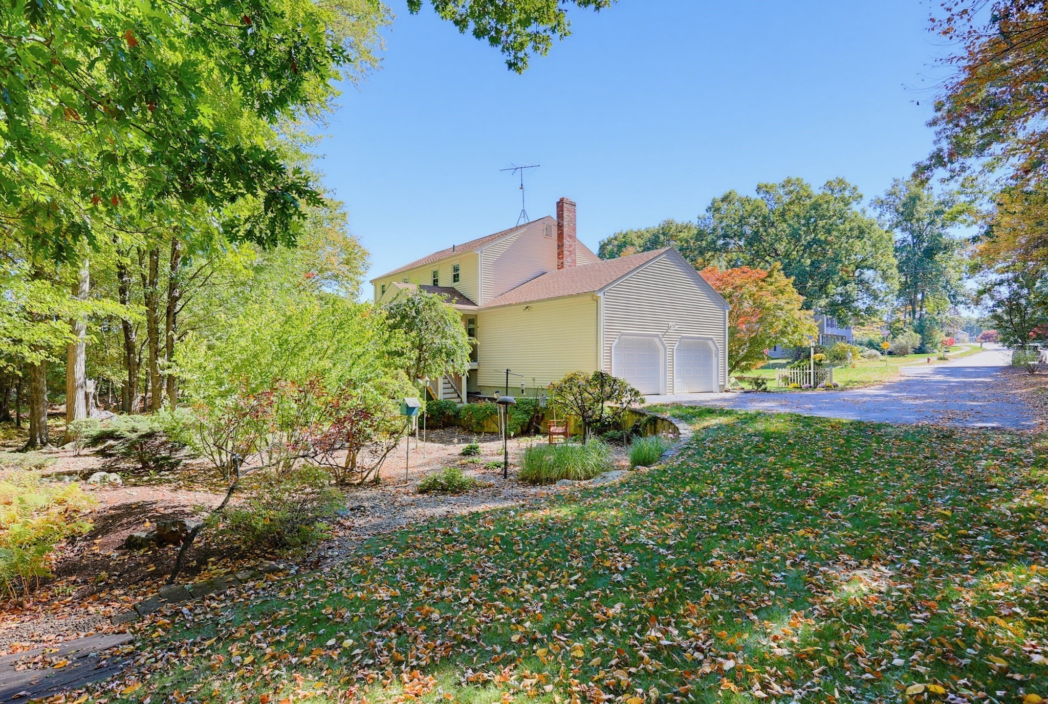 main property photo 39