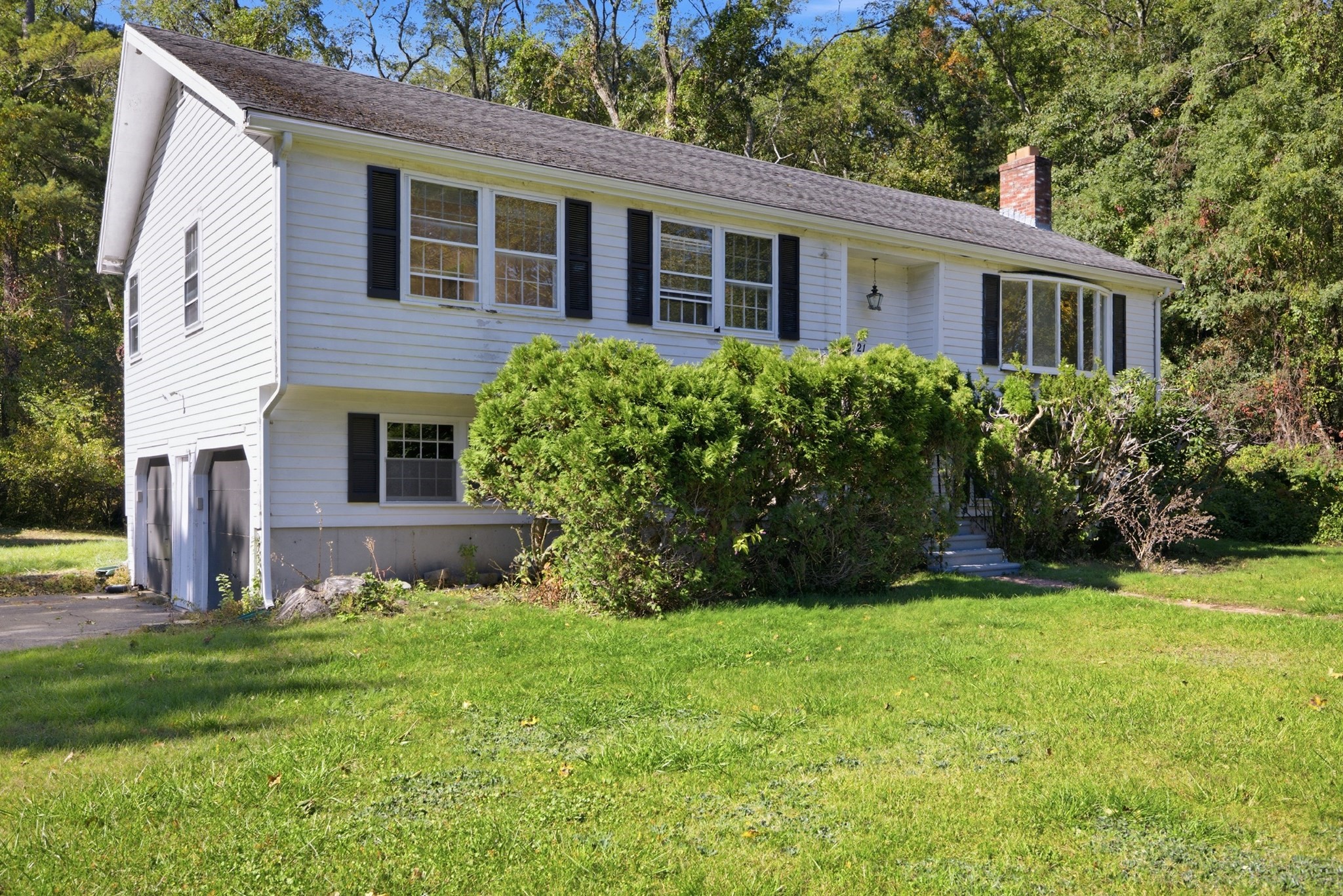 main property photo 24