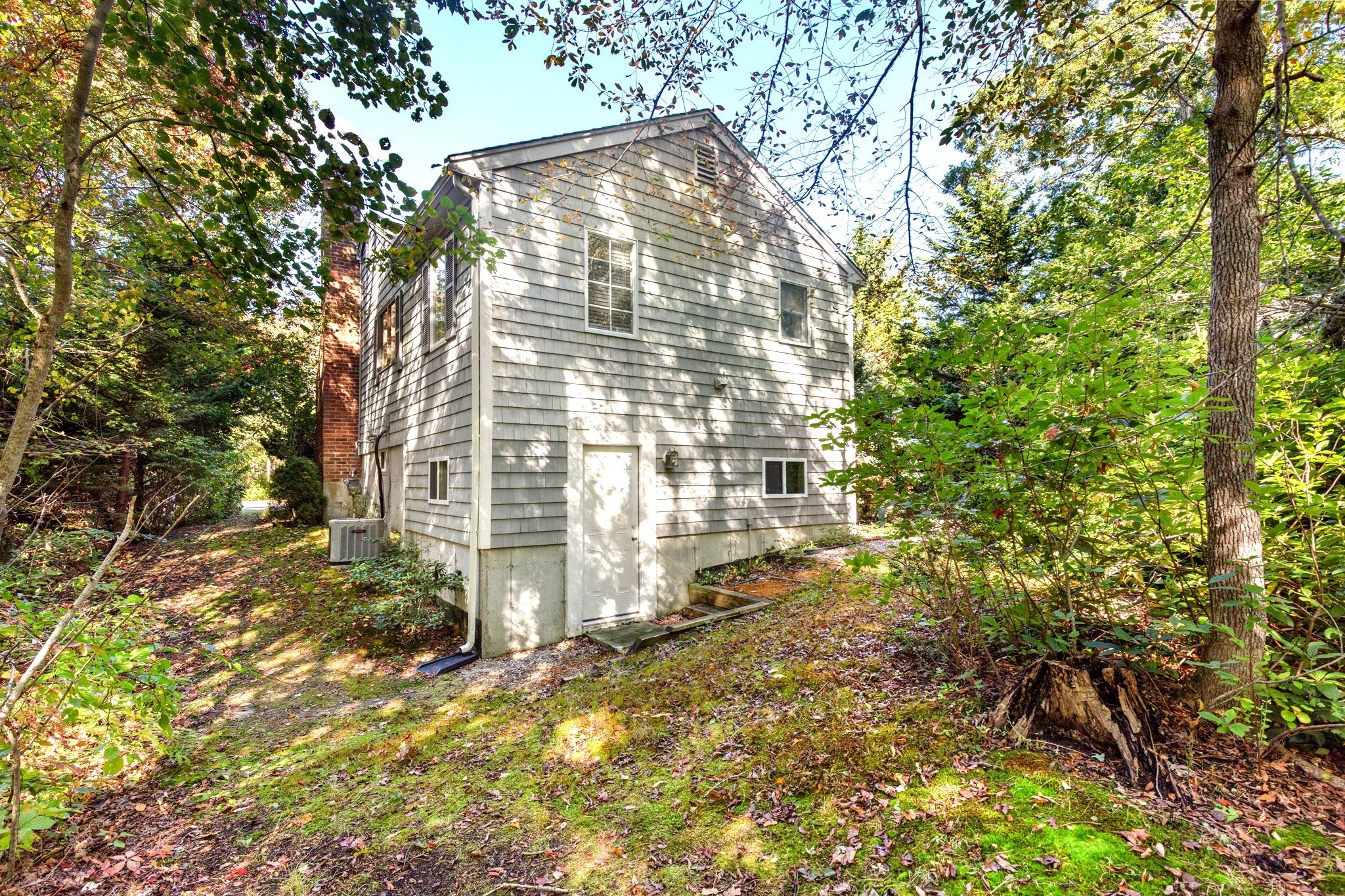 main property photo 22