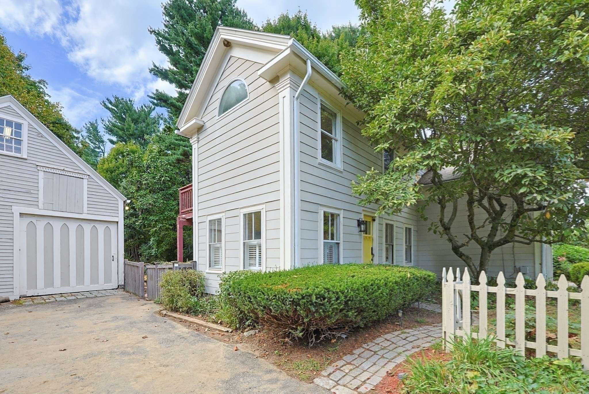 main property photo 38
