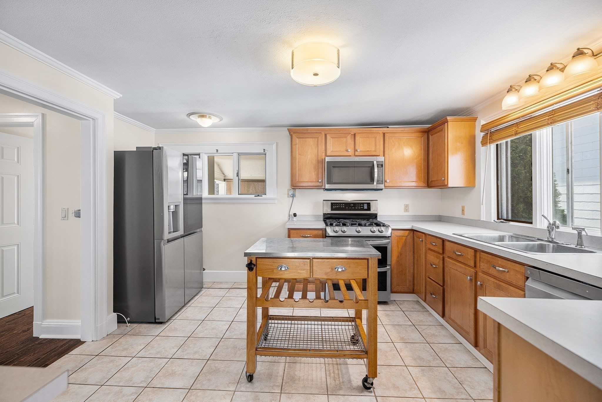 main property photo 11