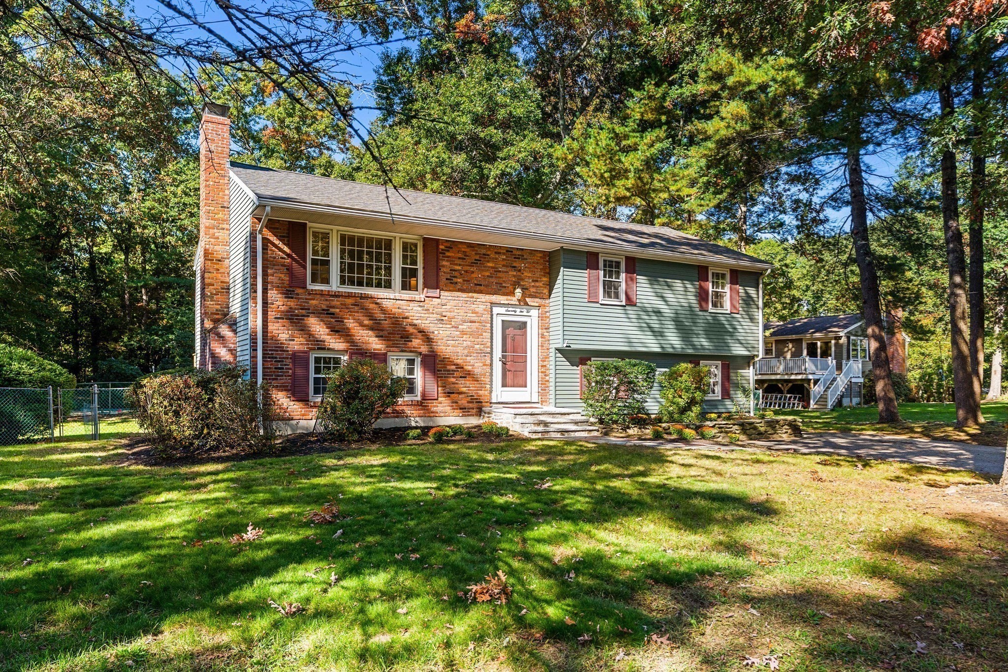 main property photo 33